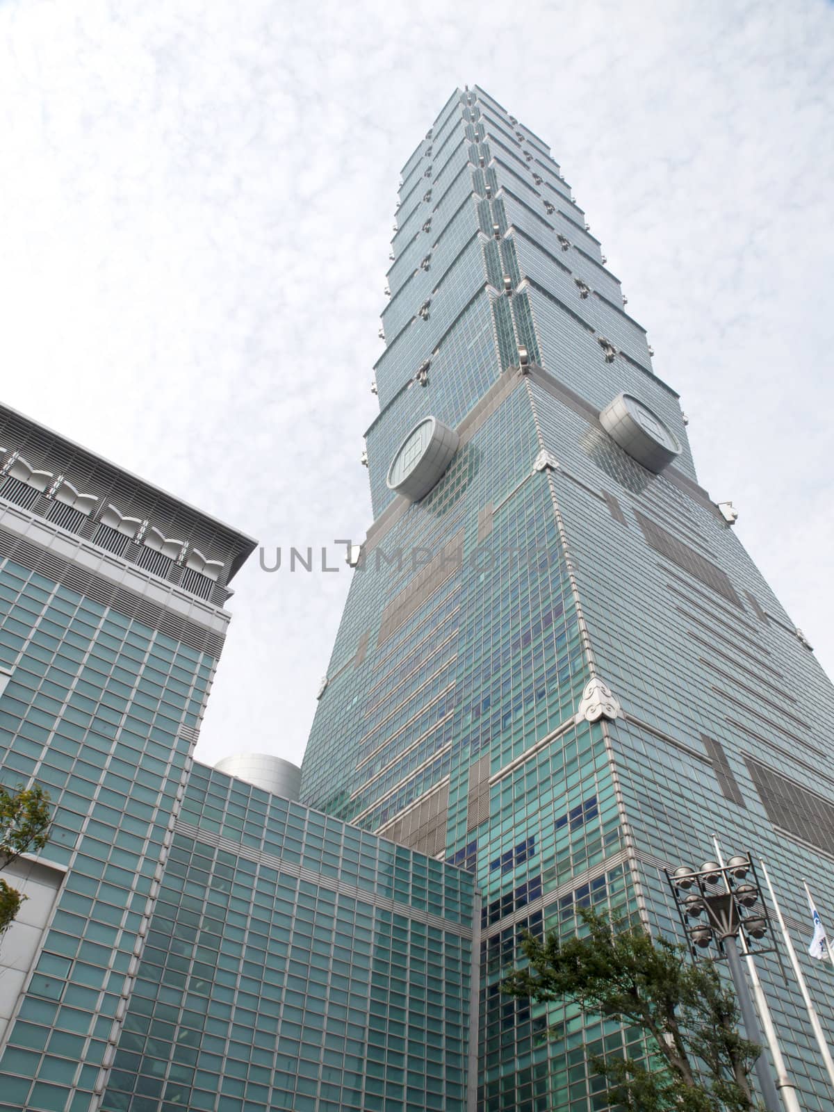 TAIPEI, TAIWAN - APRIL 29: The Taipei 101 building on April 29, 2010 in Taipei, Taiwan. The Taipei 101 ranked officially as the world's tallest building from 2004 until 2010.