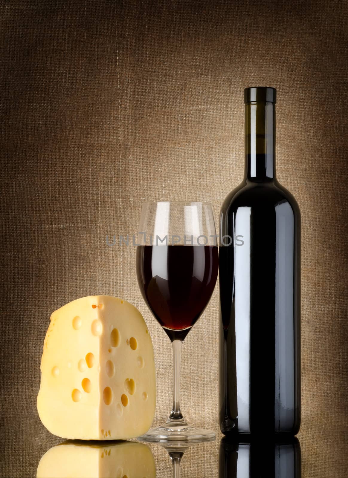Red wine and cheese by Givaga