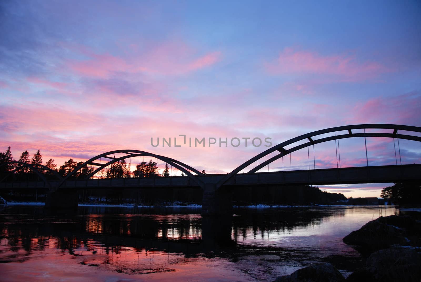 Twilight bridge by ljusnan69