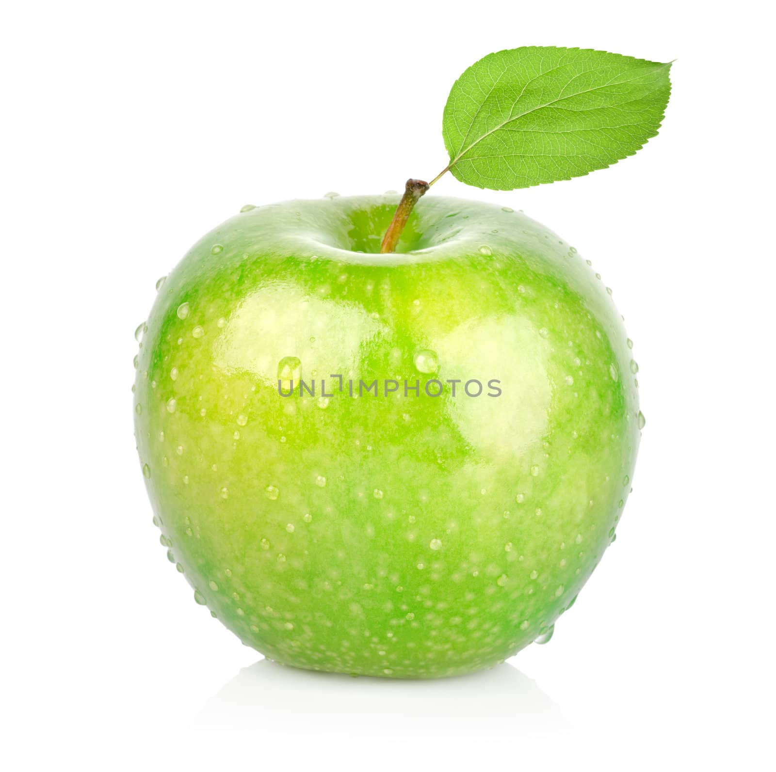 Green apple isolated on a white background