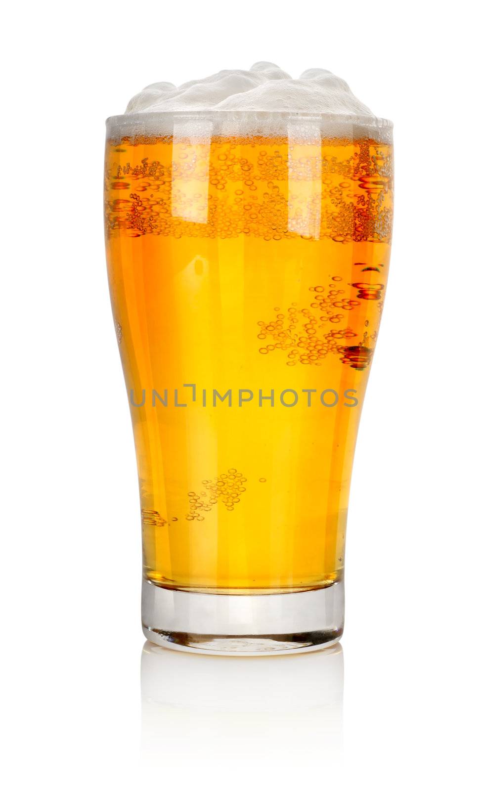 Beer glass isolated by Givaga