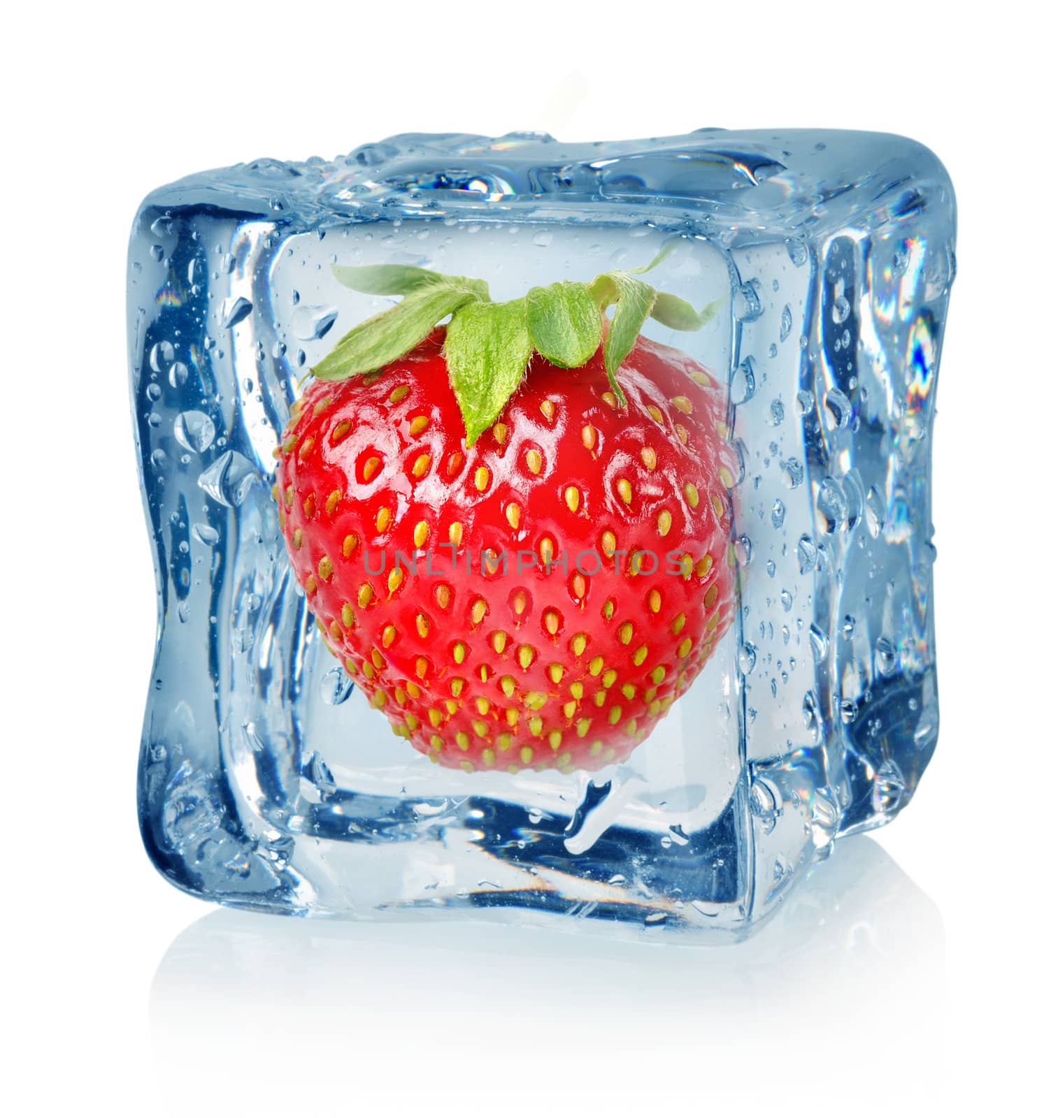 Ice cube and strawberry by Givaga