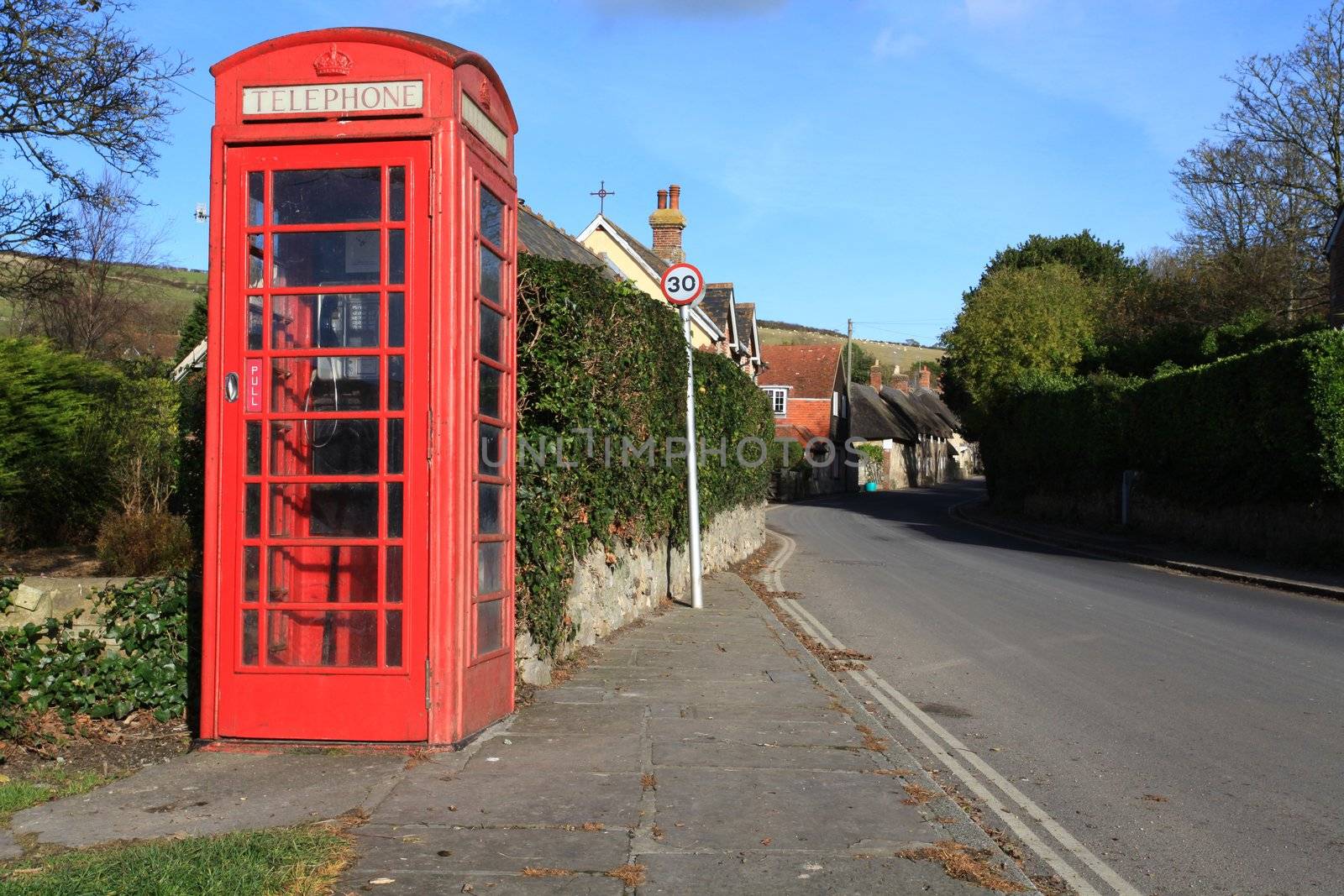 Red Phonebox by olliemt