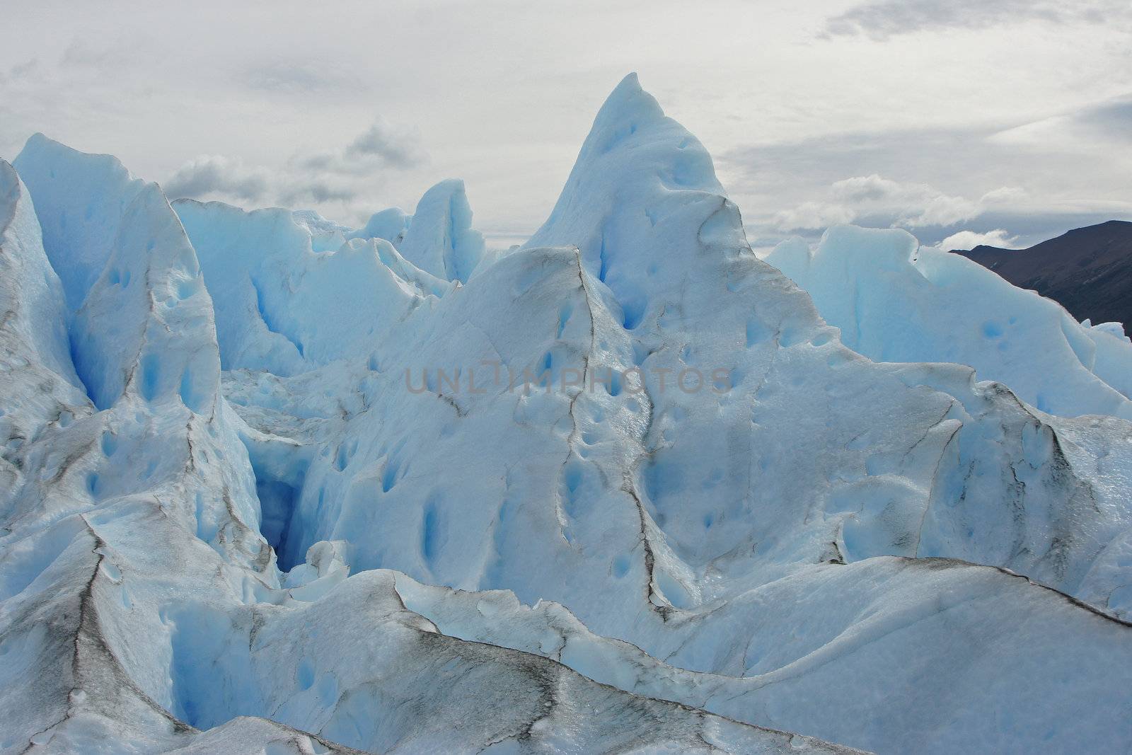 Glacier Perito Moreno, Patagonia, Argentina by alfotokunst