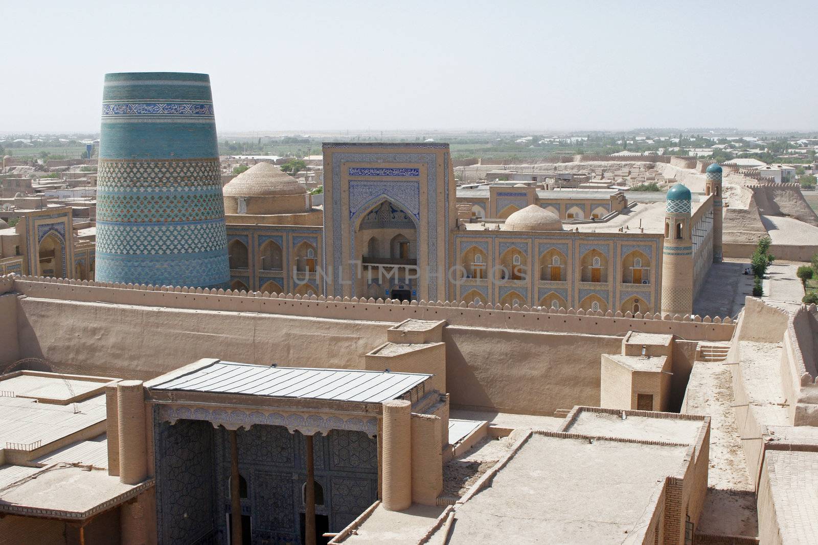 Khiva, Uzbekistan by alfotokunst