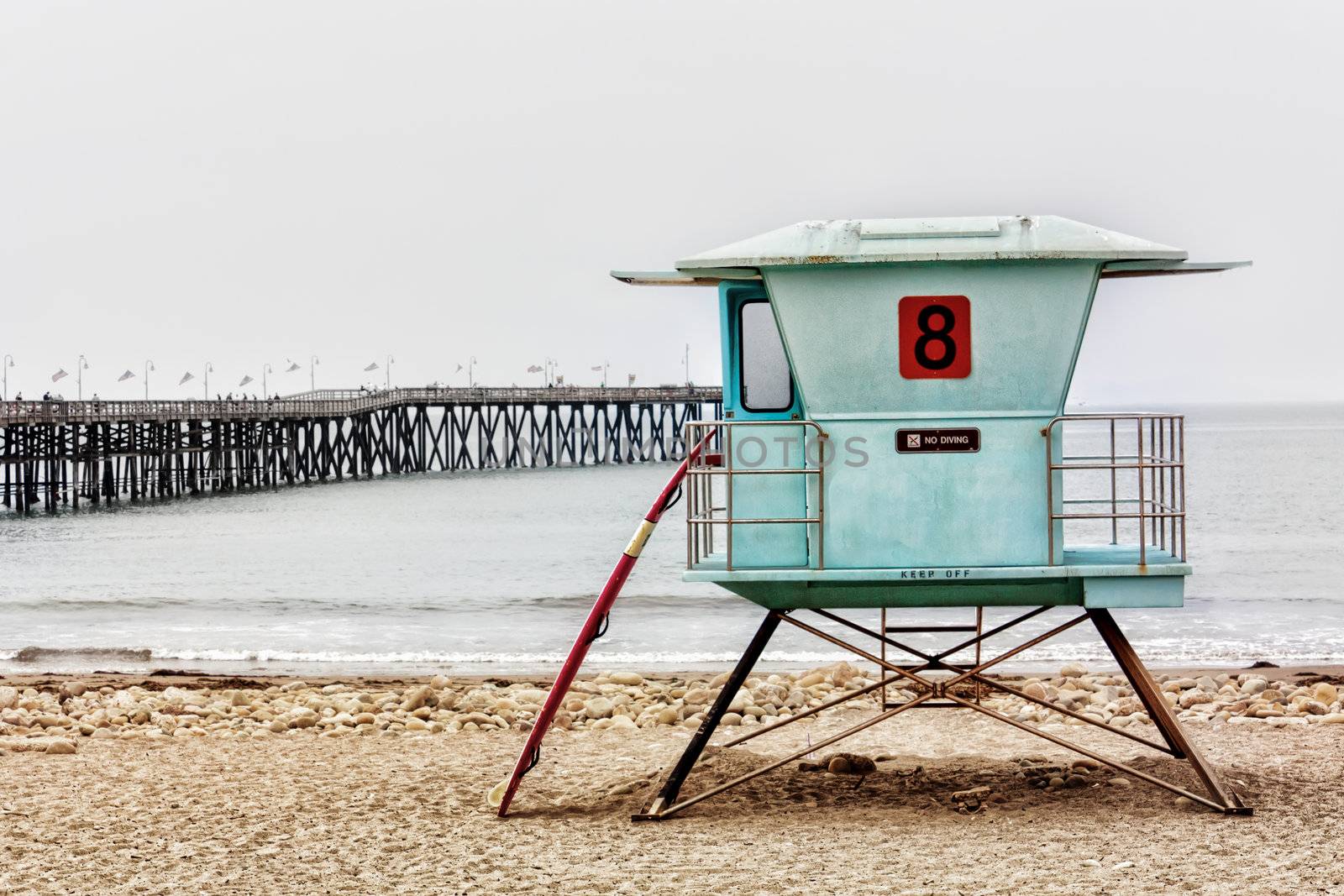 Lifeguard Stand and Surfboard at Ventura Pier by wolterk