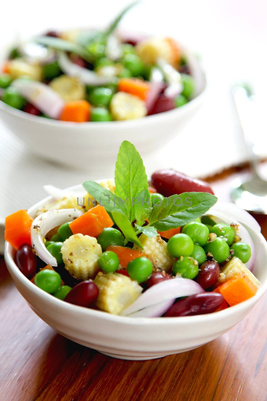 Beans & peas salad by vanillaechoes