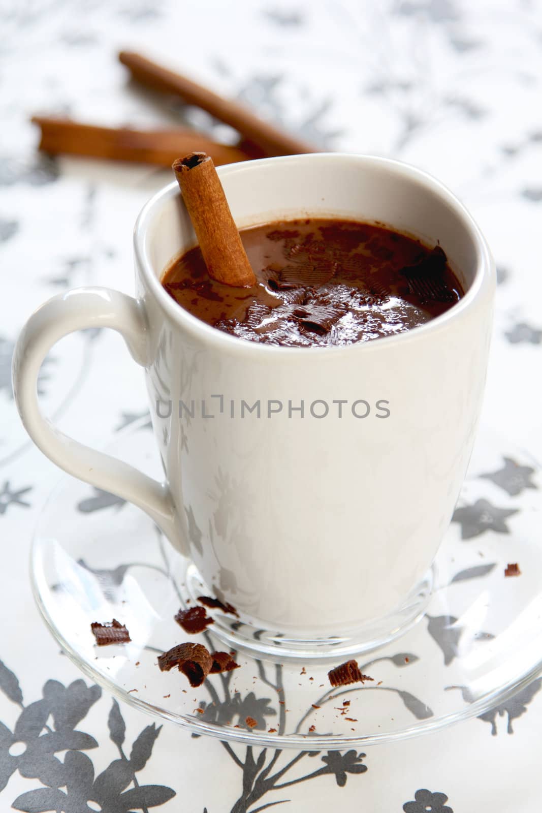Hot chocolate by vanillaechoes