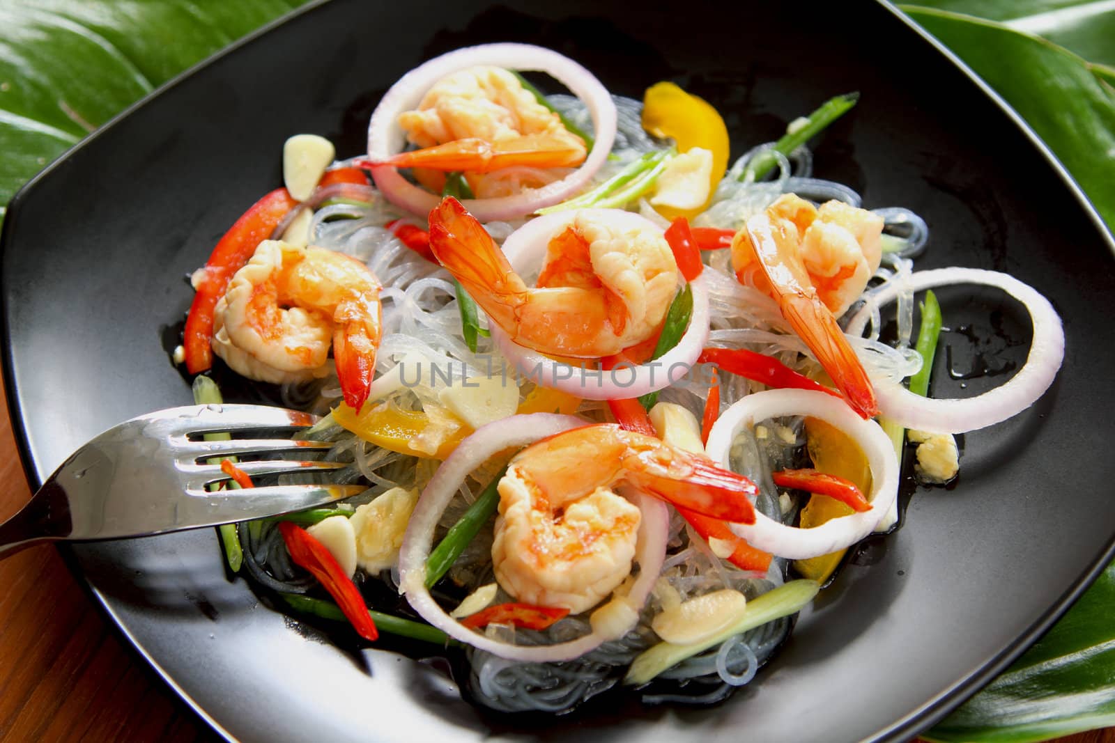 Sour & spicy vermicelli salad with prawn [Thai cuisine ]