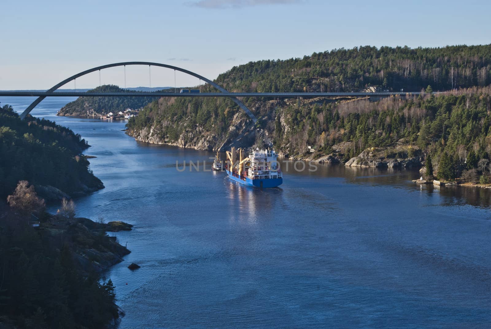 tug herbert are towing bbc europe out of the fjord, image 53 by steirus