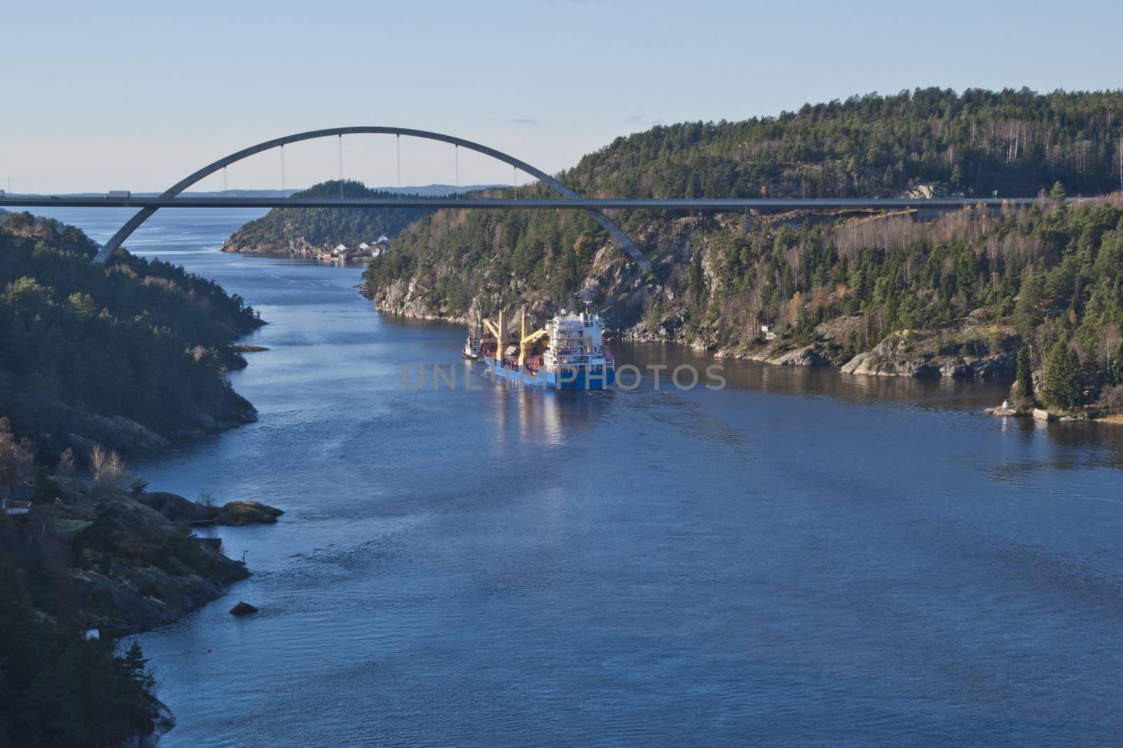 tug herbert are towing bbc europe out of the fjord, image 54 by steirus