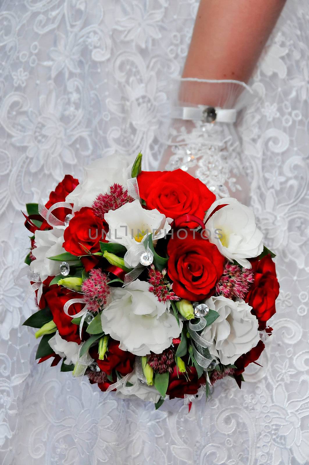 wedding bouquet of red and white flowers by LesM