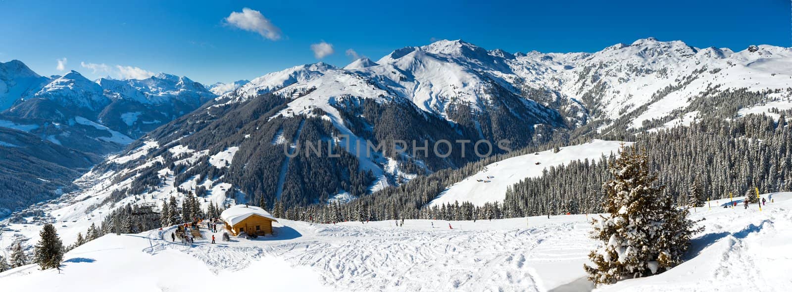 Winter landscape - Panorama of the ski resort Zell am Ziller, Tirol, Austria