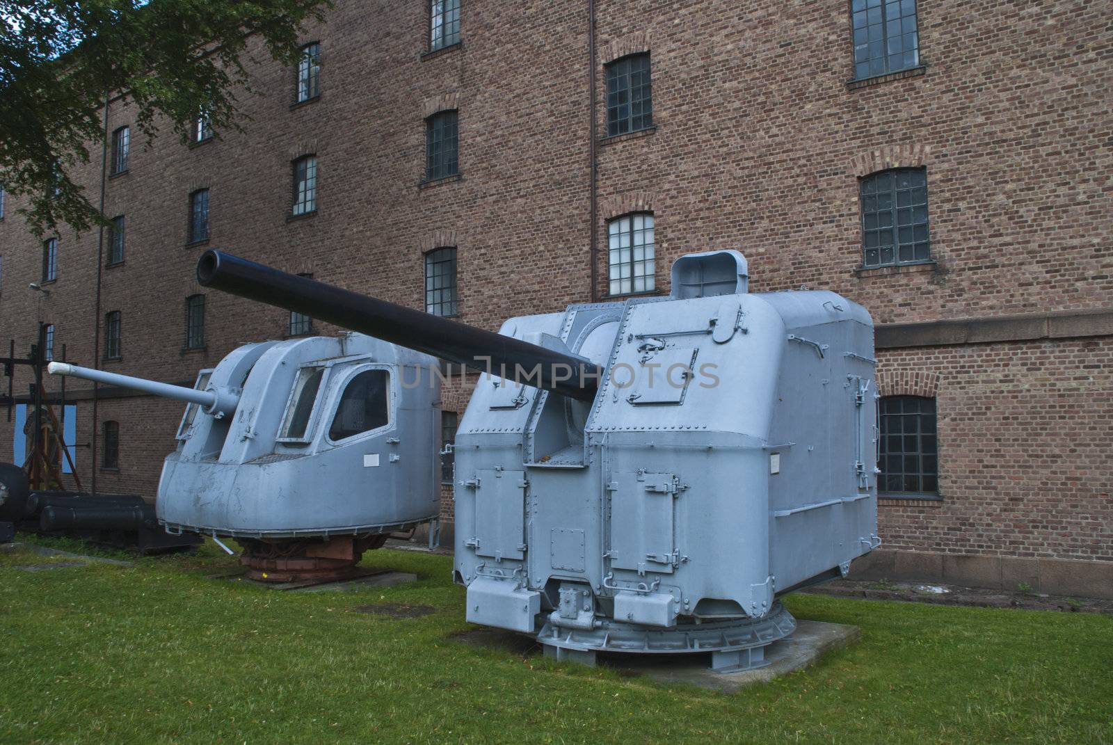 the main artillery of haakon VII, the only norwegian vessels with this type of cannon, were phased out in 1973, the picture is shot at the navy museum in horten, norway.