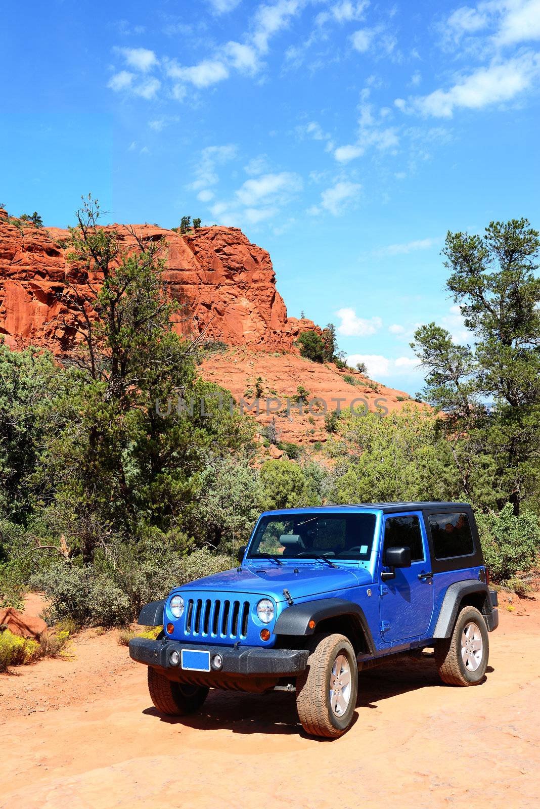 Broken Arrow trail in Sedona  by ventdusud