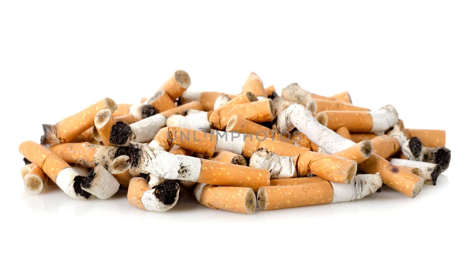 Cigarette butts by Givaga