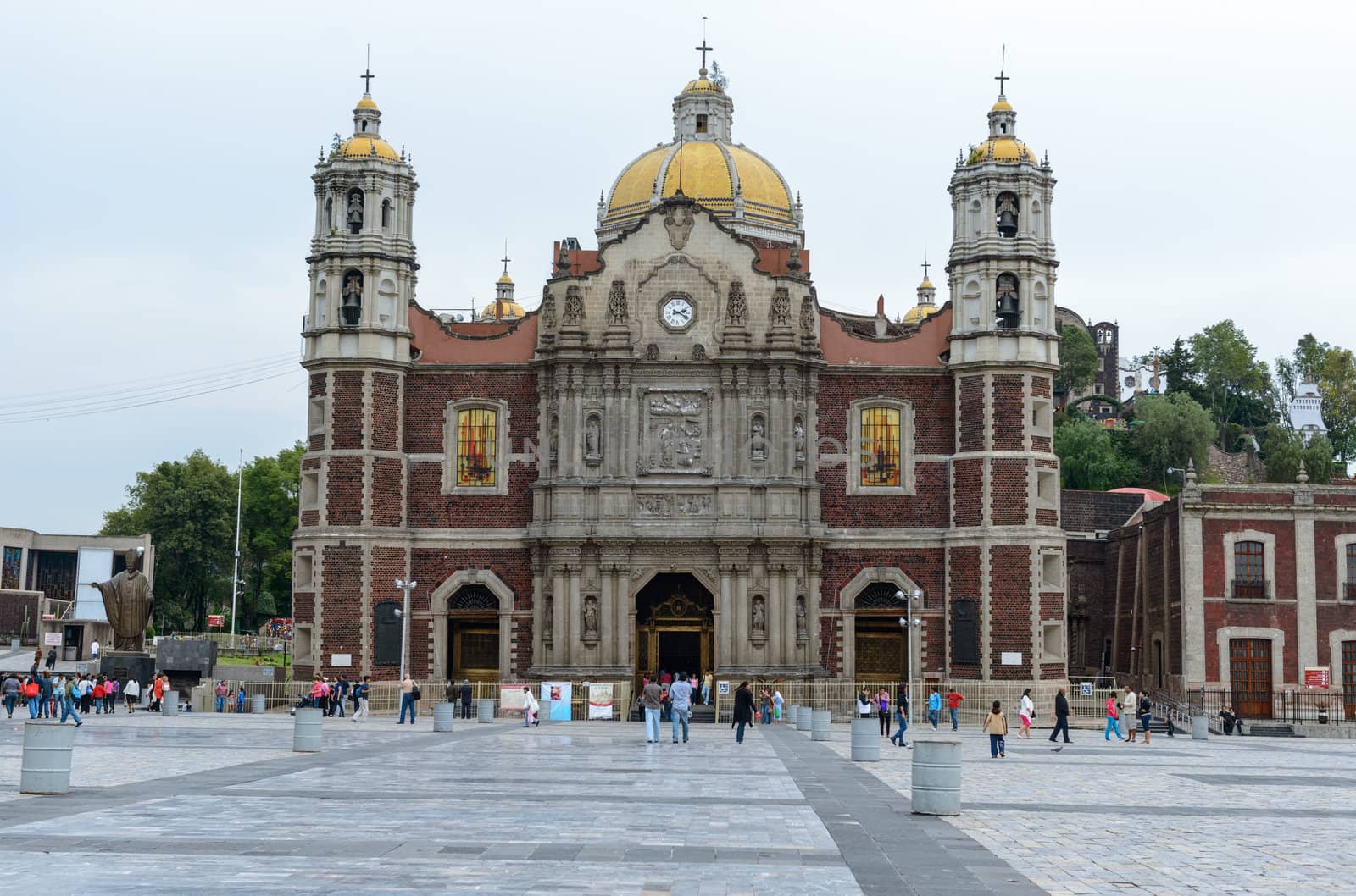 Old basilica in Guadalupe Officially known as the ''"Templo Expi by Marcus