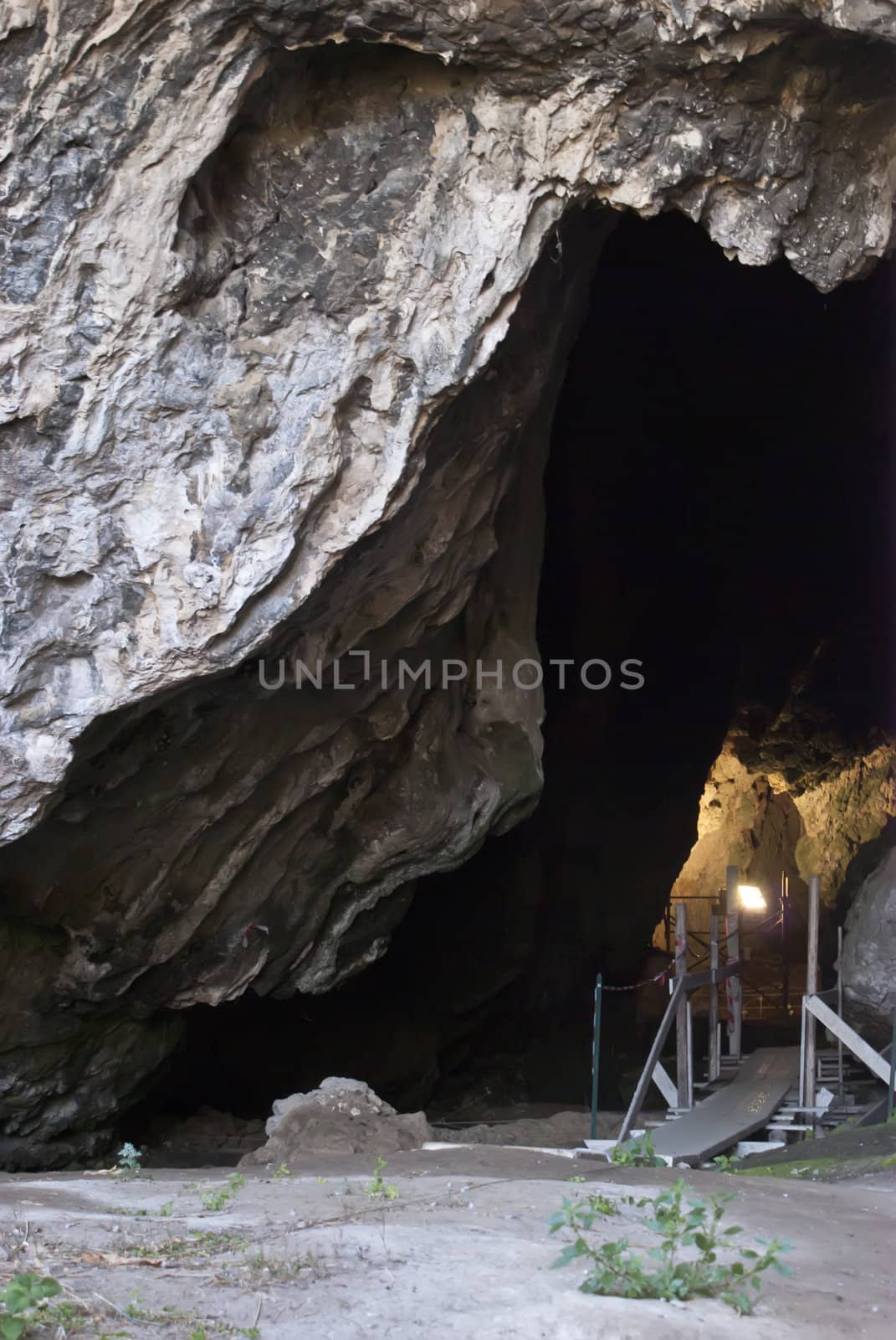 Thea Cave. Sicily by gandolfocannatella