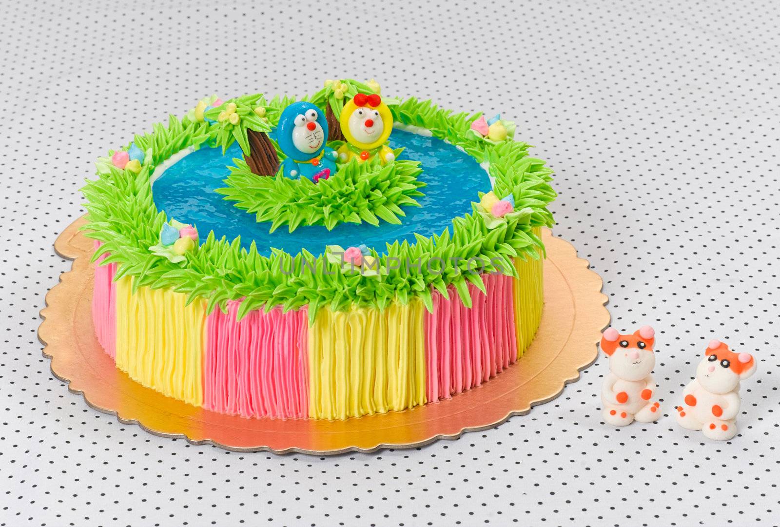 Doraemon on the island beautiful and colorful birthday cake for special day