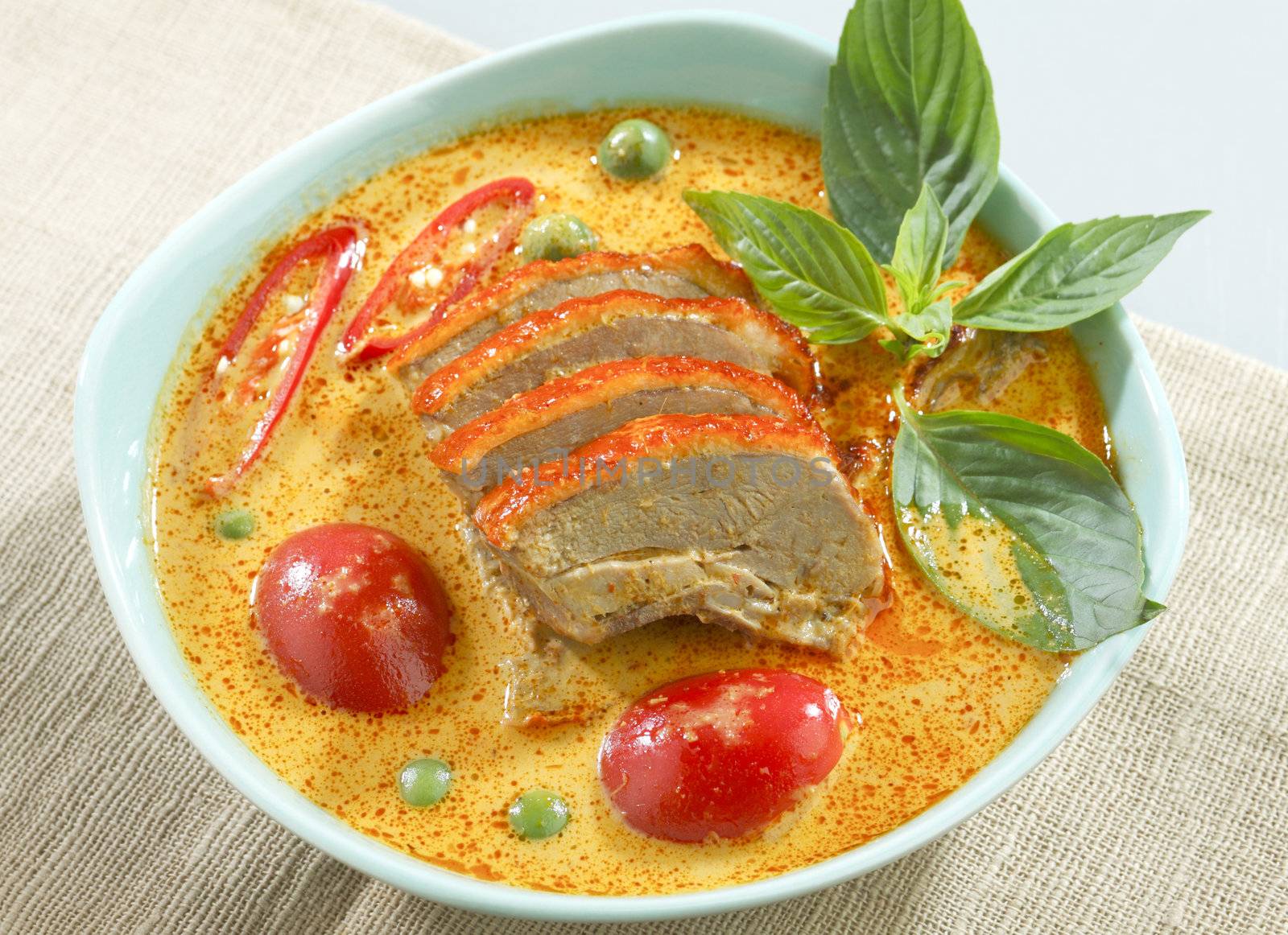 Thai spicy concentrated curry with grilled duck 