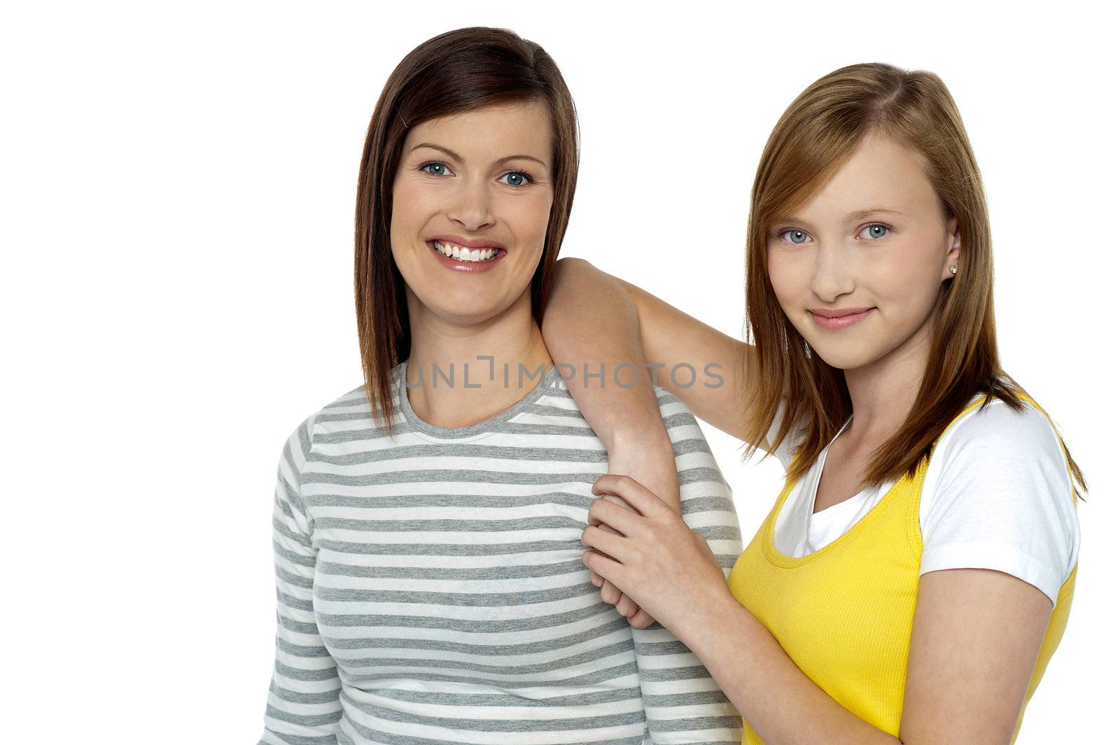 Mom and daughter, the trend setters. Fashion portrait.