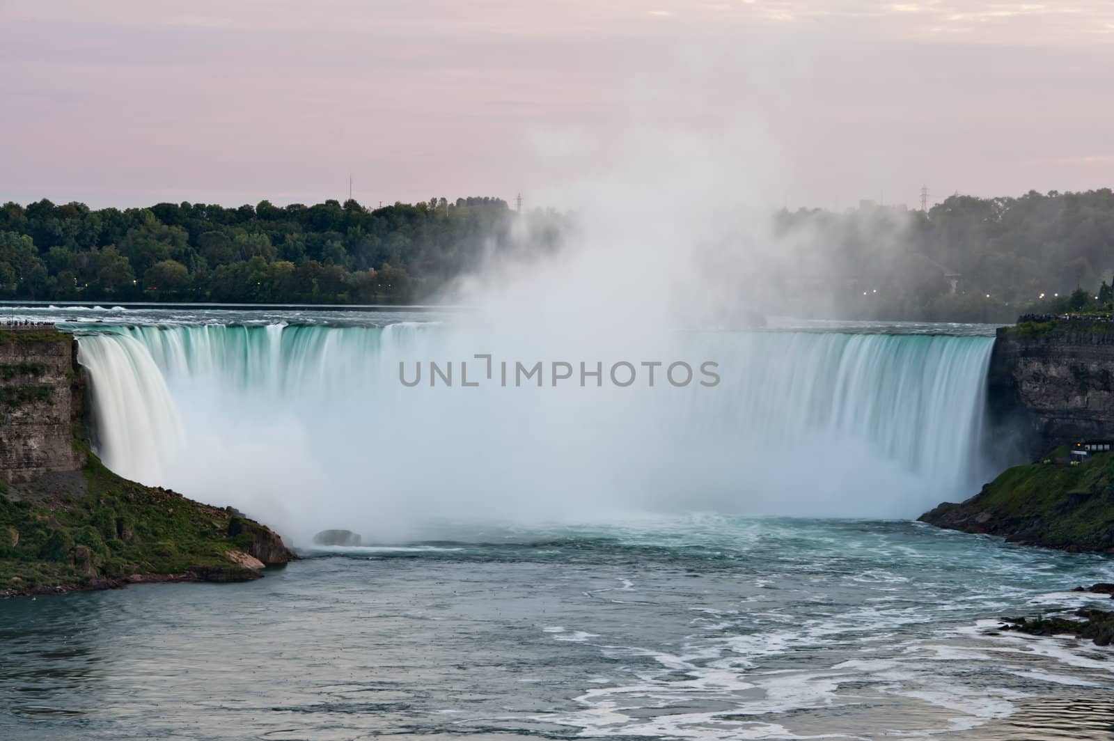 Niagara Falls by Marcus