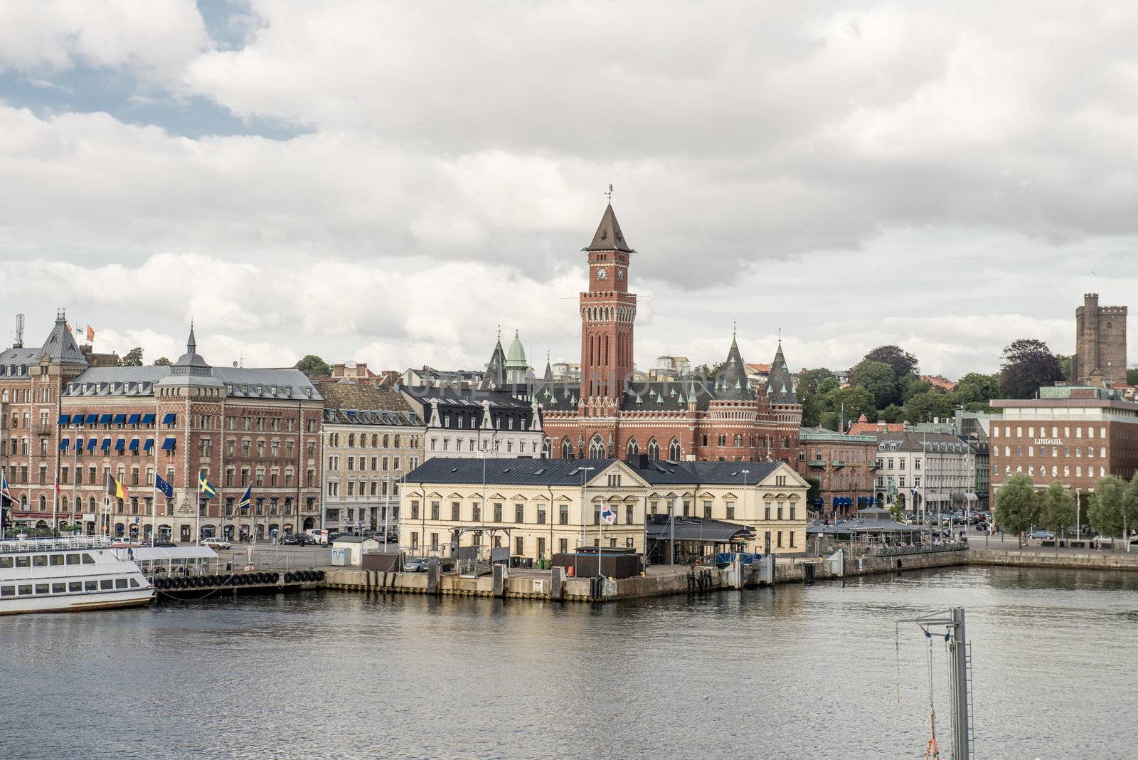 Helsingborg harbor by Alenmax