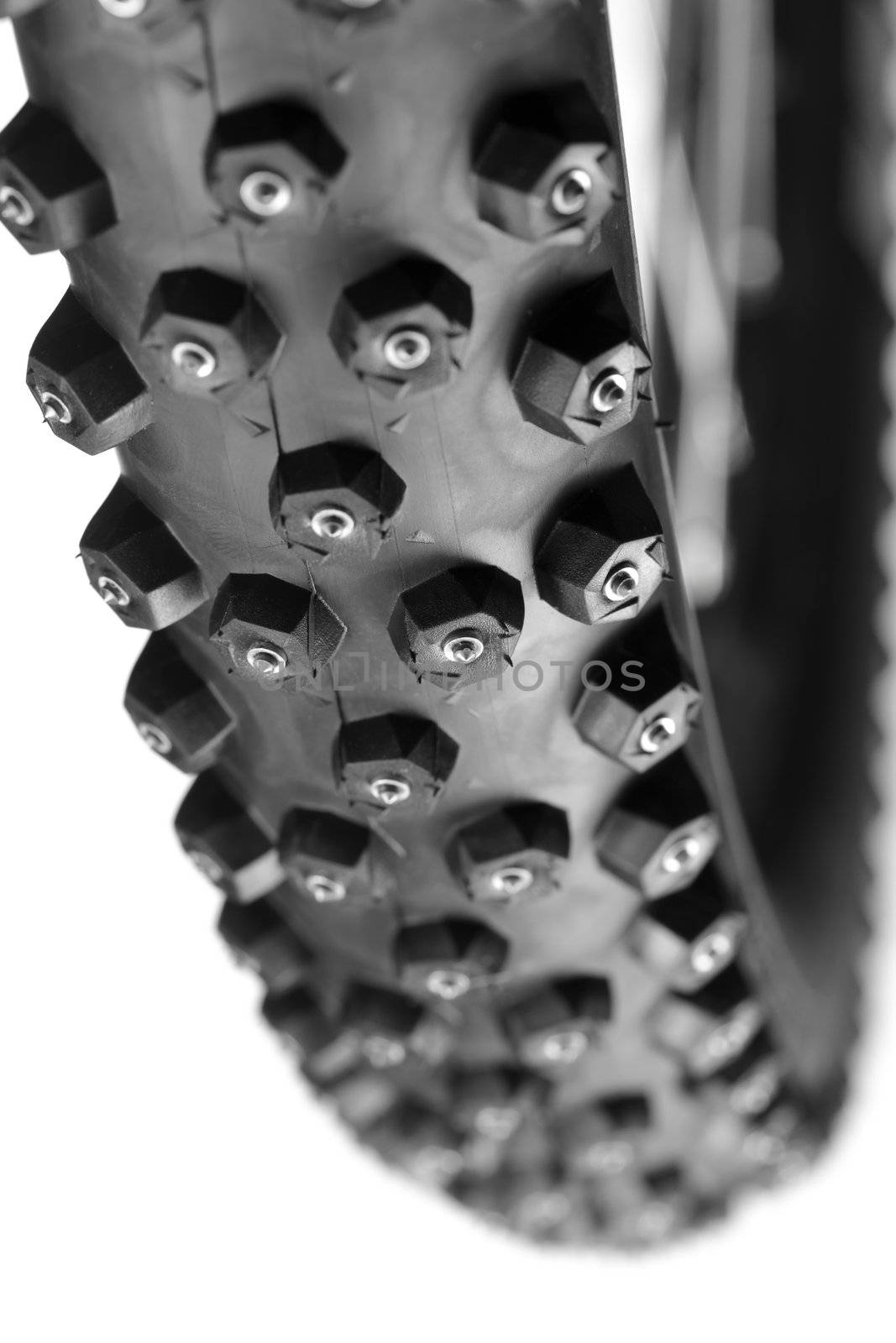 Bicycle wheel with winter tyre by naumoid