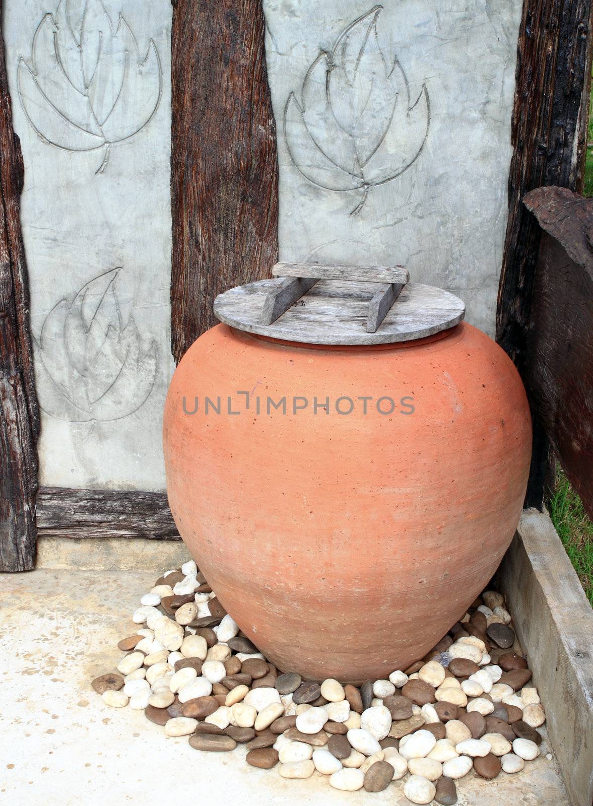 clay pot inside the wall