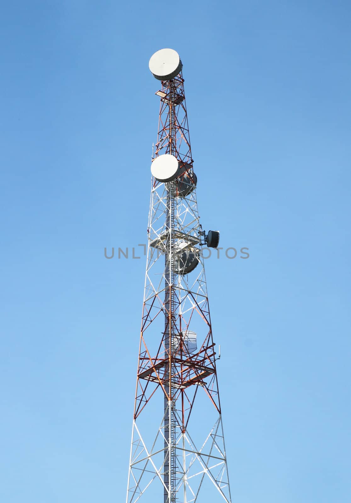 telecom tower and blue sky by geargodz