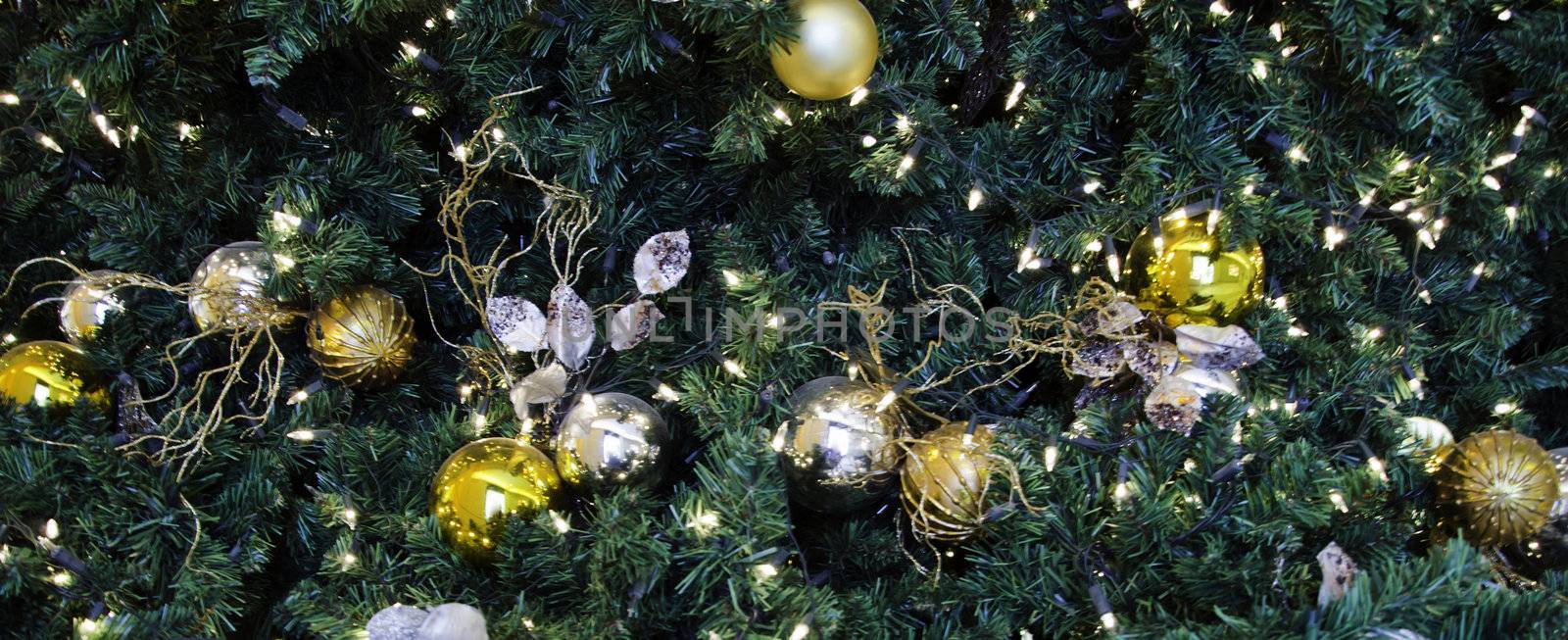 Glittering silver and white Christmas tree decorations by siraanamwong