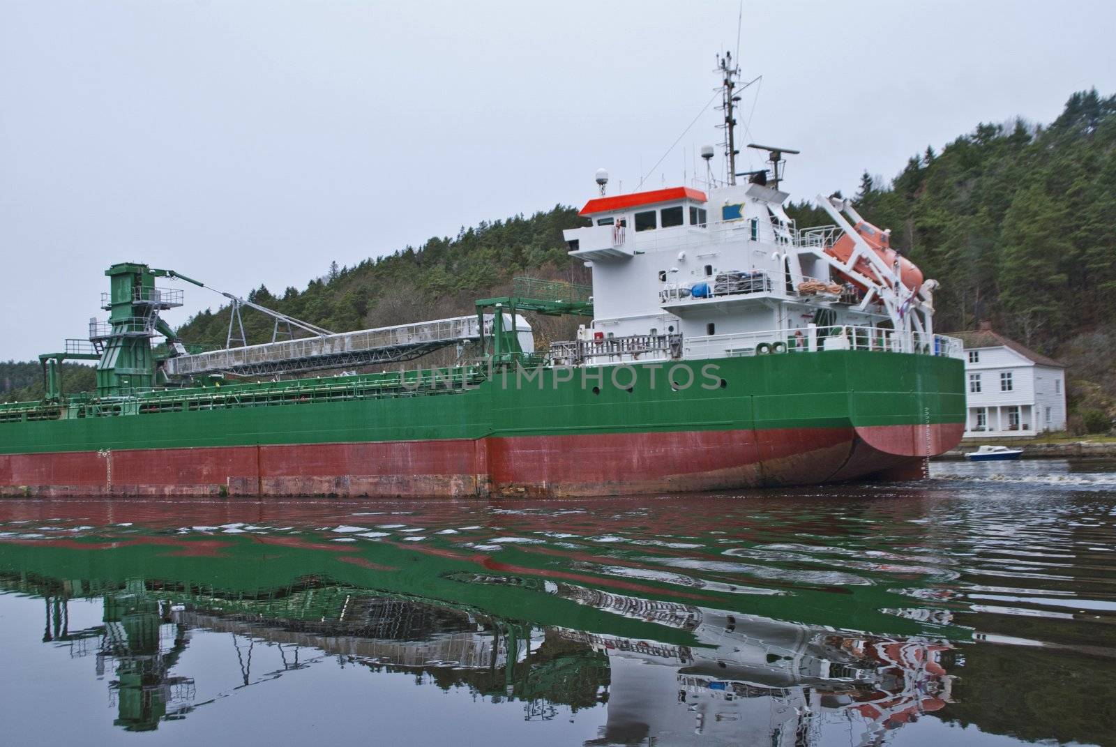 cargo ship in ringdalsfjord, image 4 by steirus