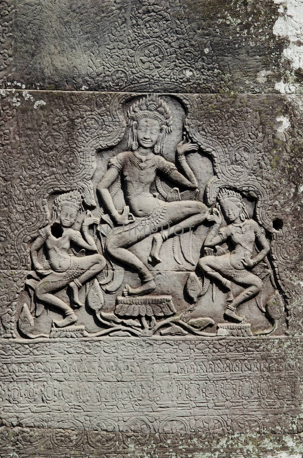 cambodia ancient khmer stone carvings angkor wat temples cambodia asia