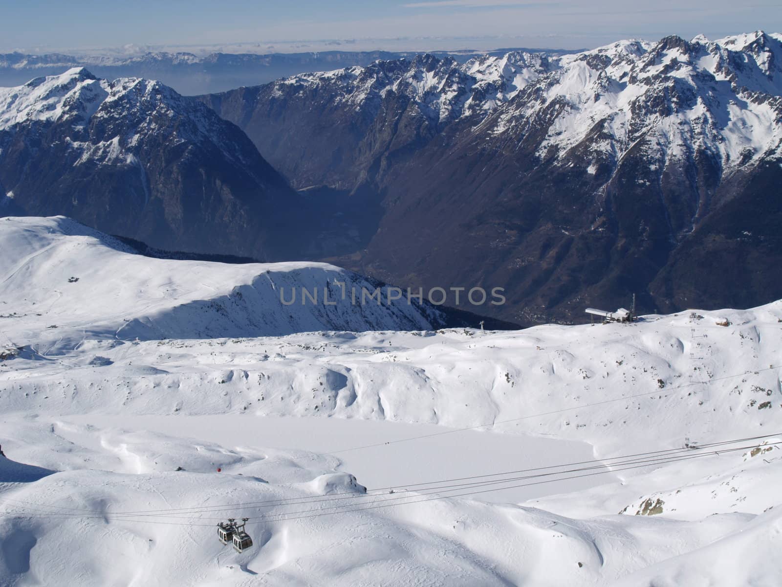 Snow covered mountains by anderm