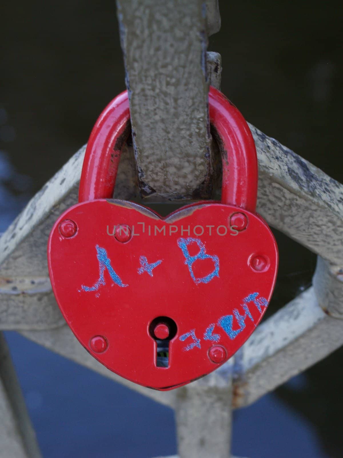 red love lock by anderm