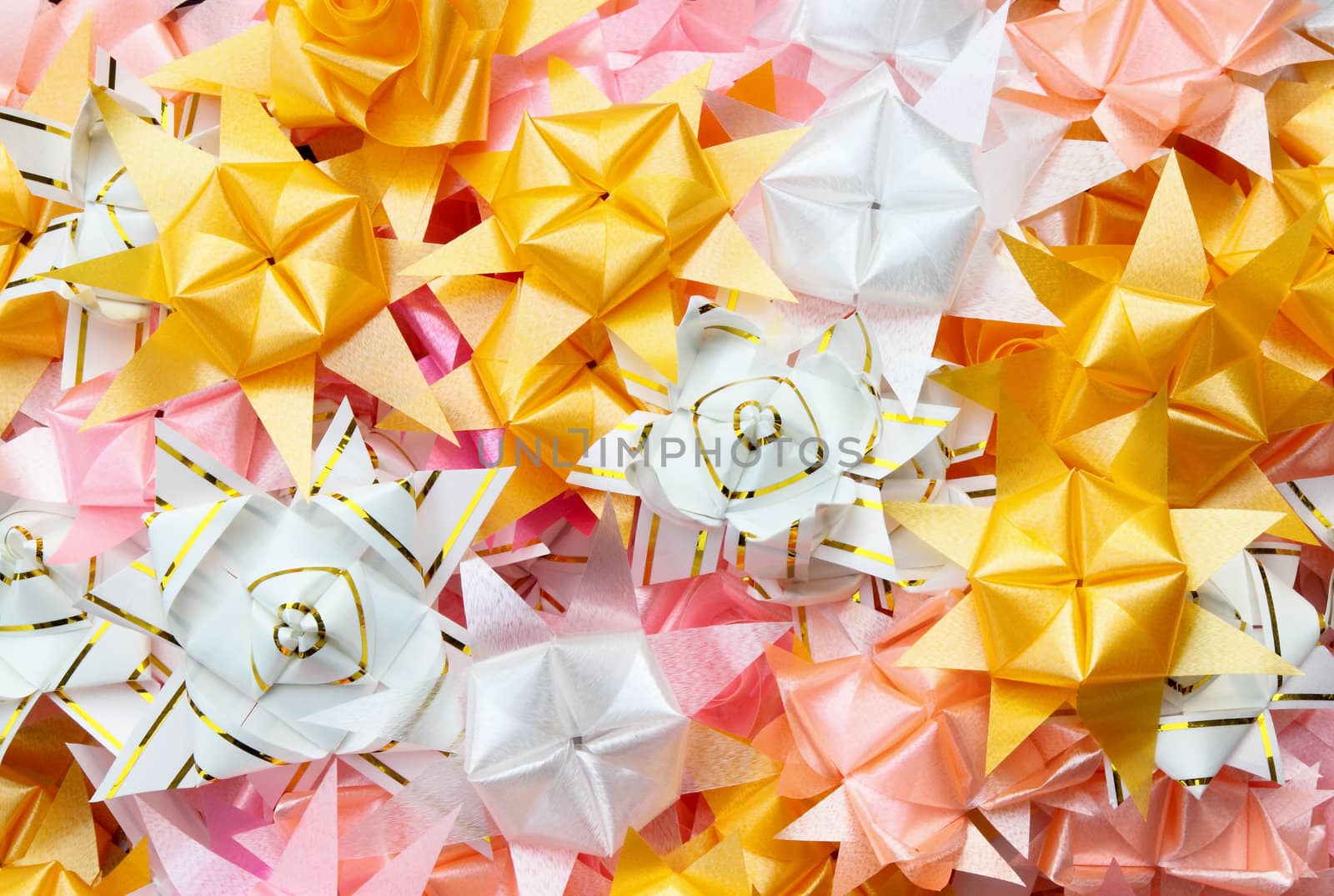 background color of gift ribbons and flowers