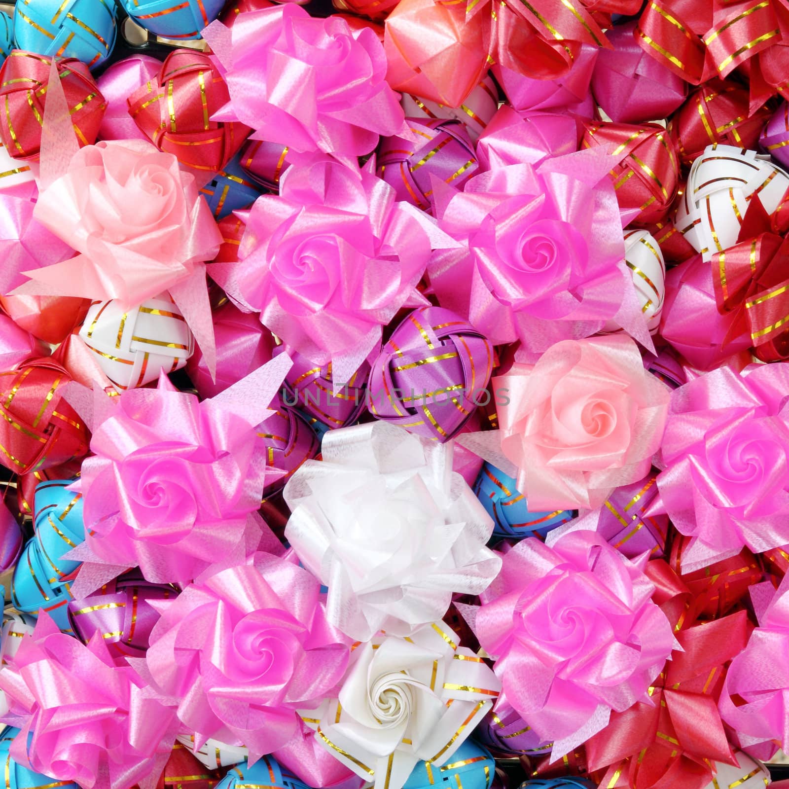 background color of gift ribbons and flowers