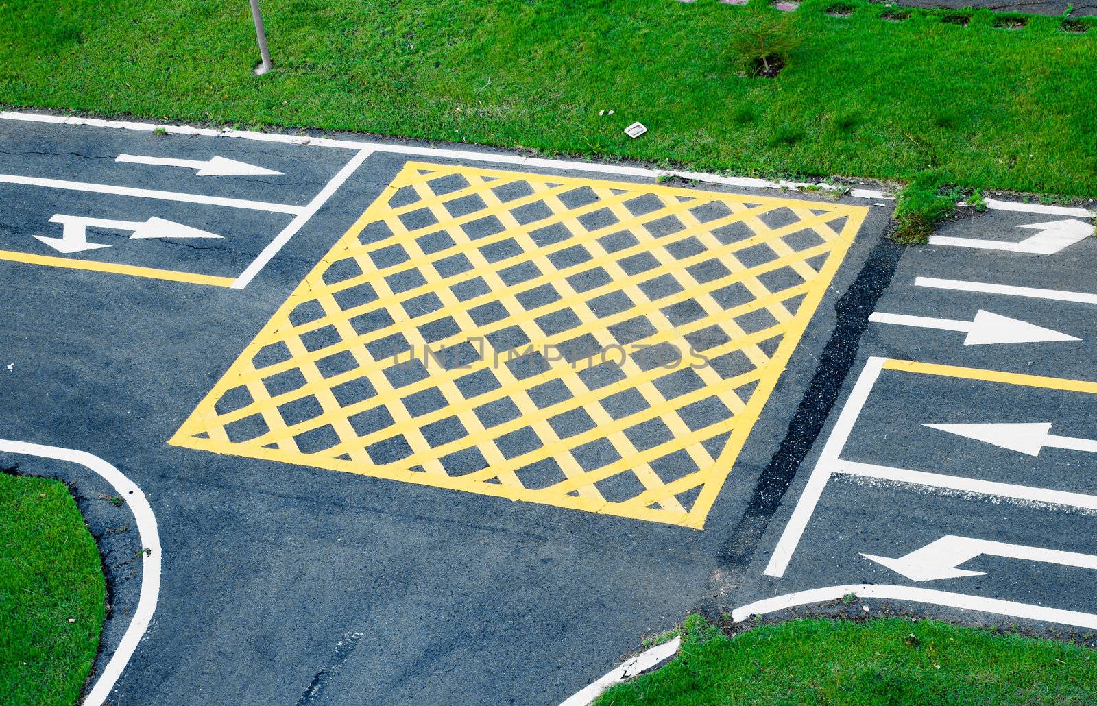 small road and traffic markings  by geargodz