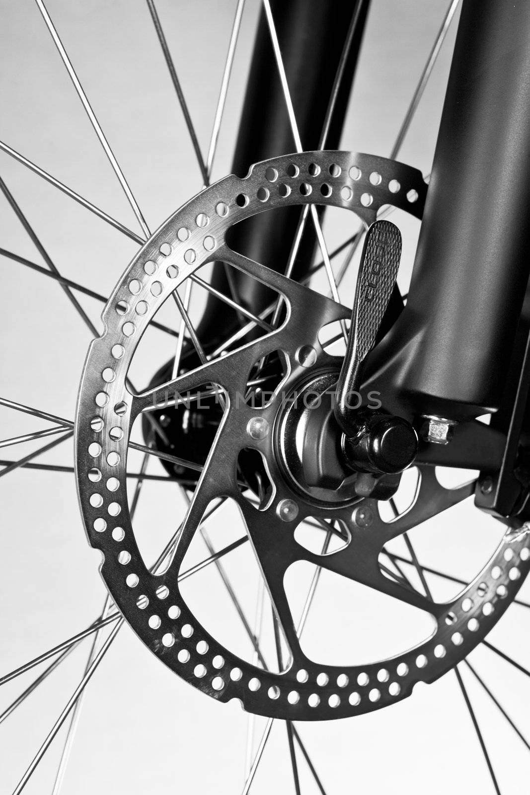 Bicycle disk brake by naumoid