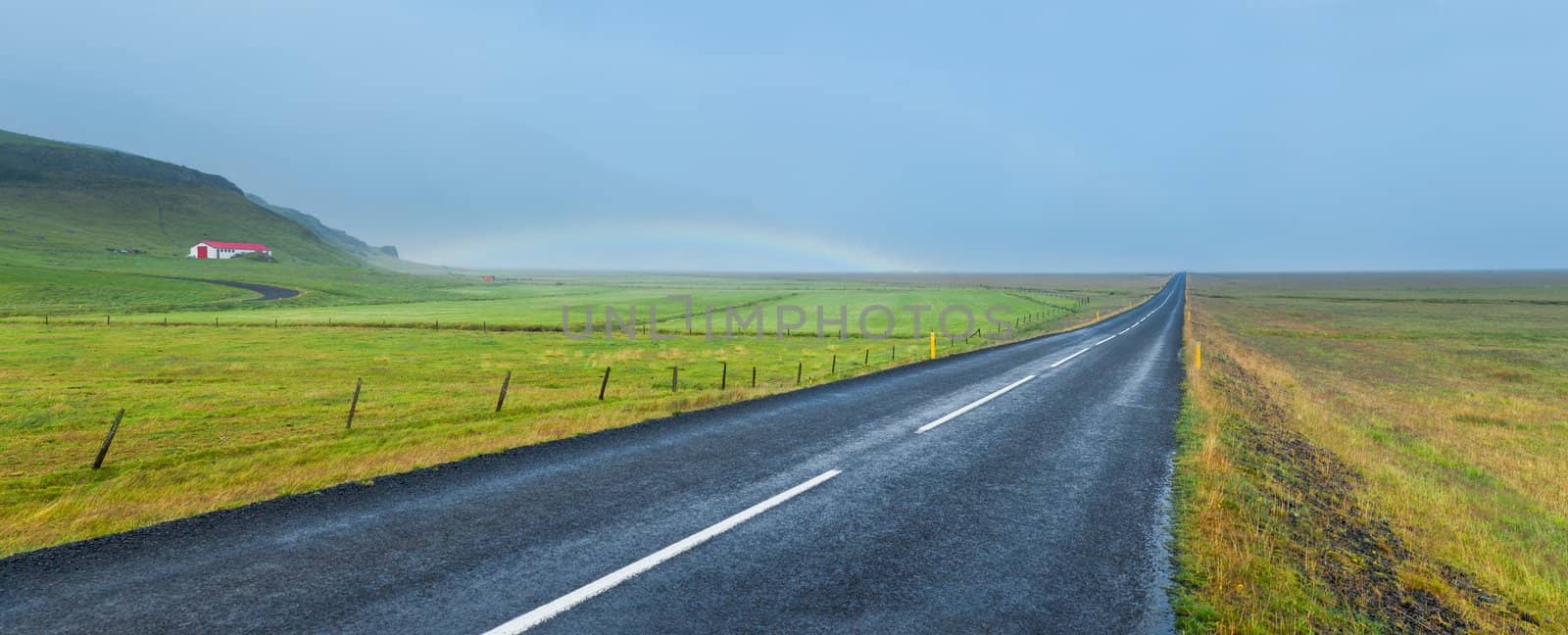 Iceland - famous Ring Road by maxoliki