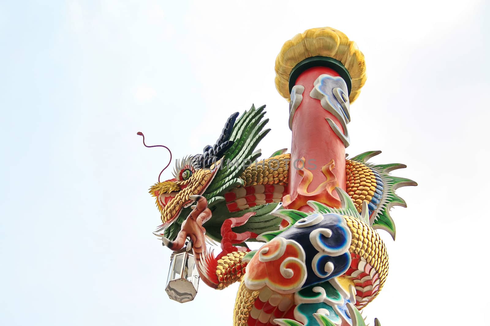 Colorful dragon statues