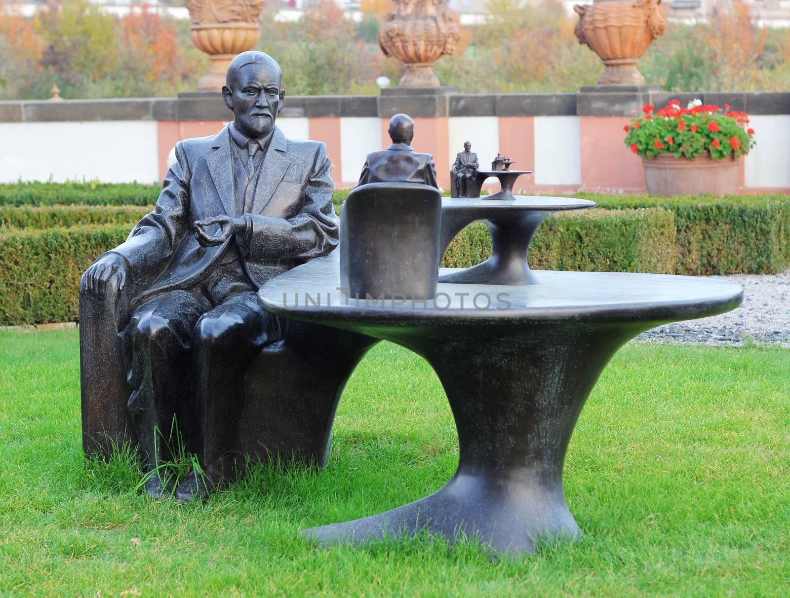 statue of Sigmund Freud in Prague