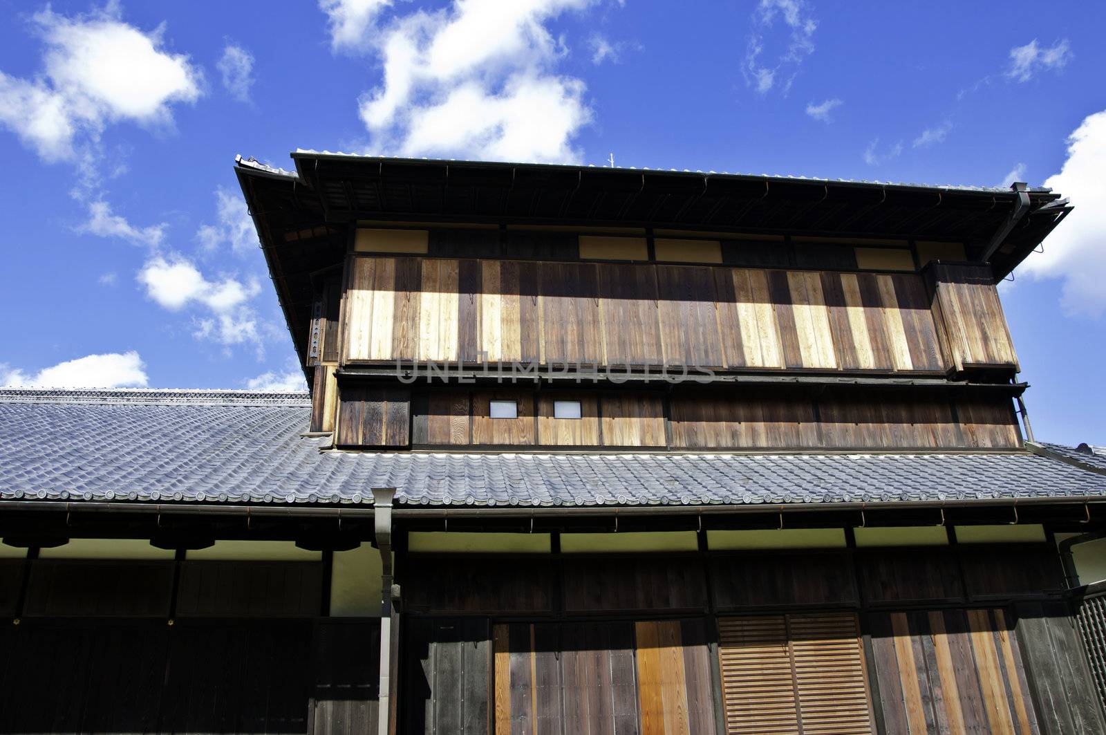 Ancient japanese architecture by siraanamwong