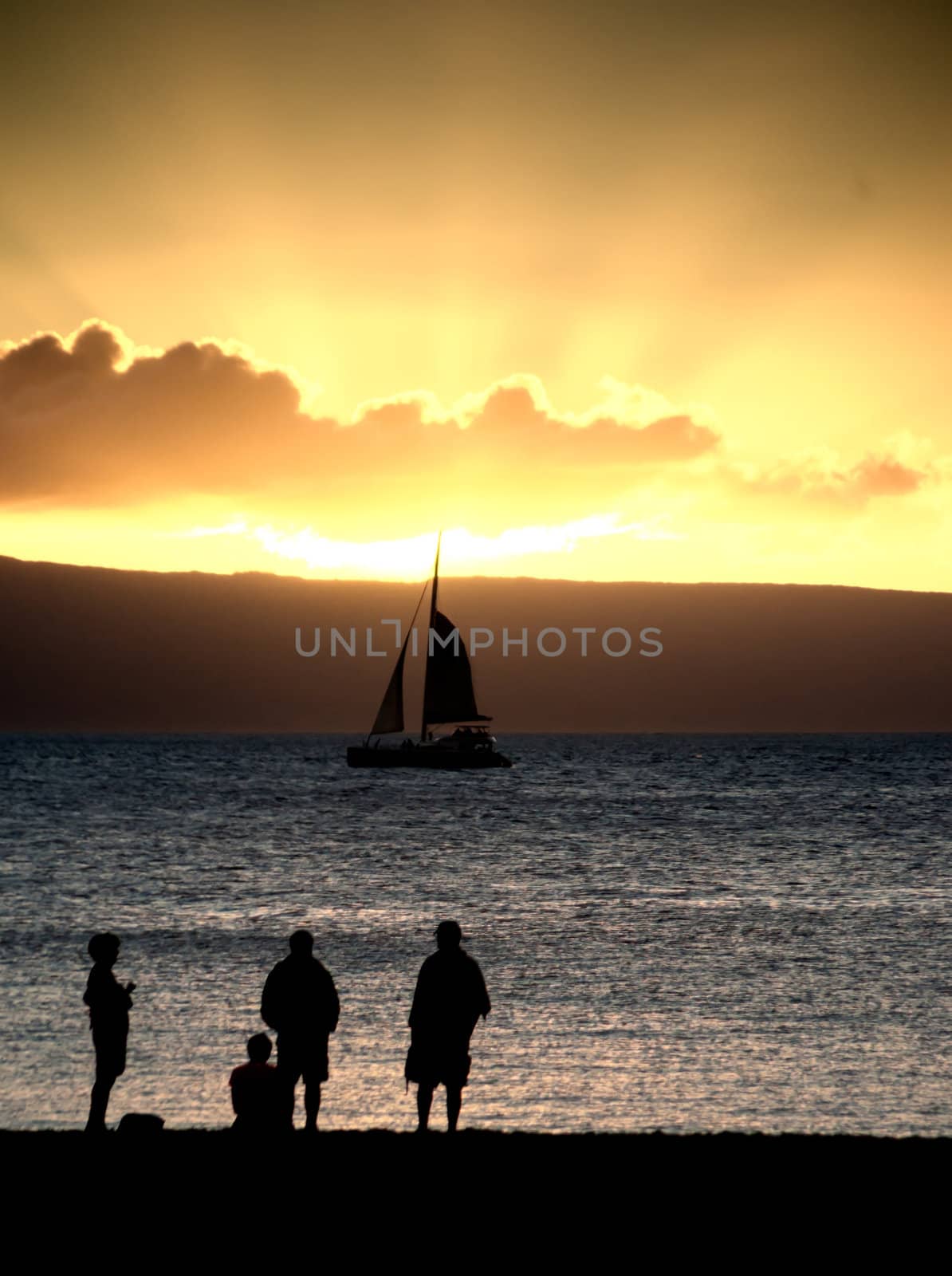 Maui Sunset by cvalle