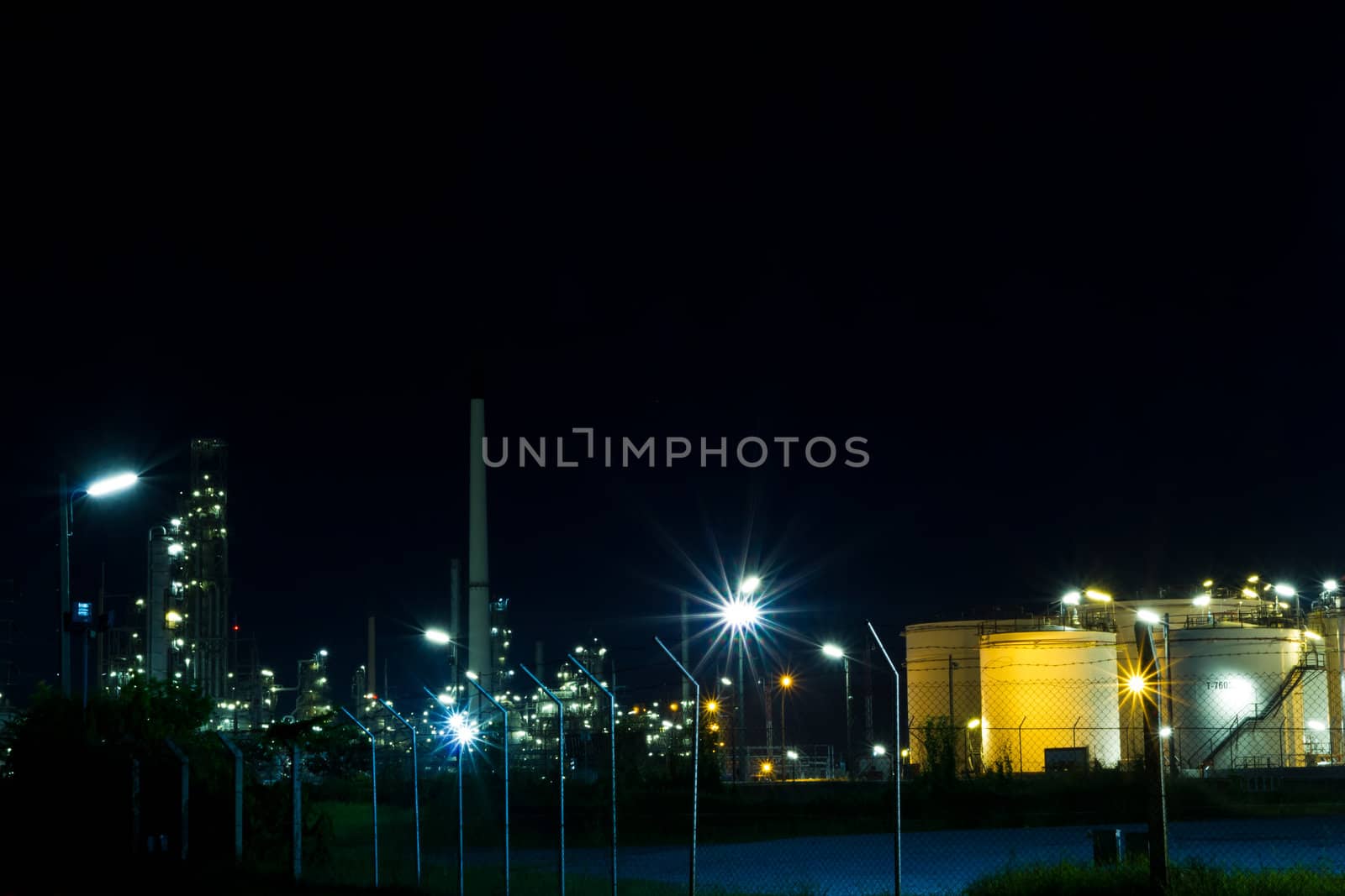 oil Refinery plant with Power generator at chalburi thailand by wasan_gredpree