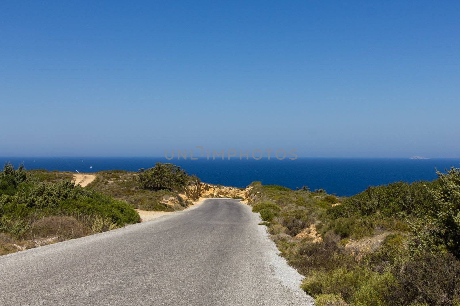 Windy Road In The sea Along The Coast by huntz