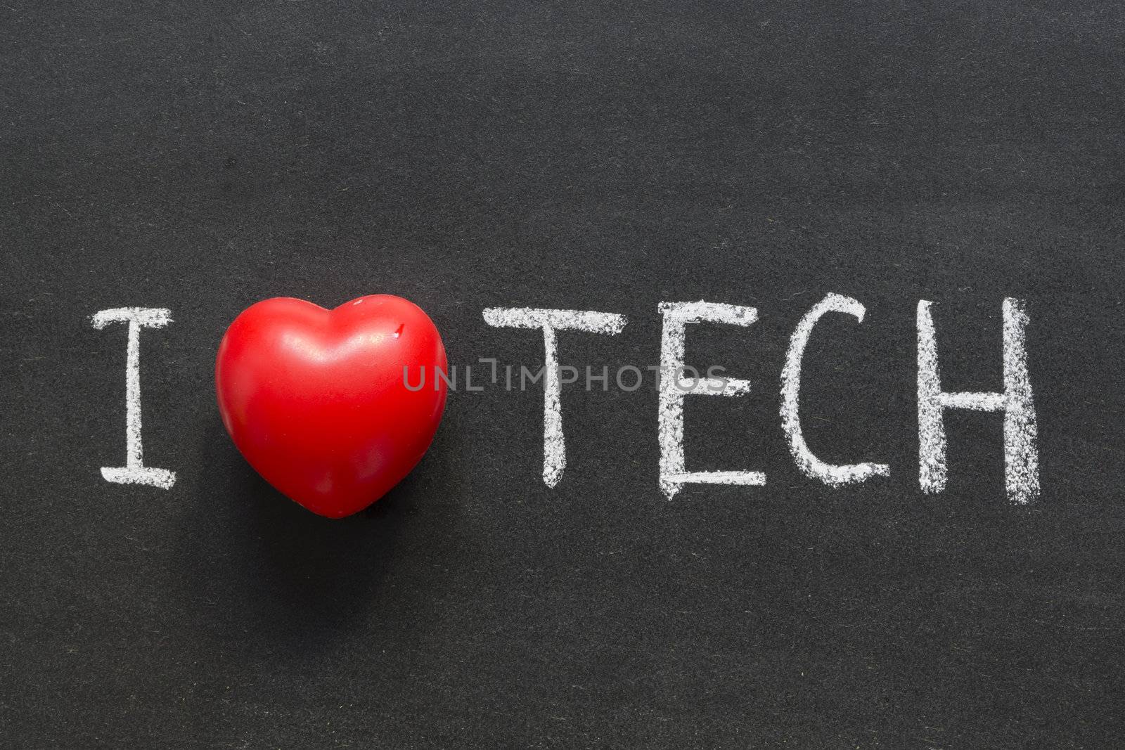 love tech by yuriz