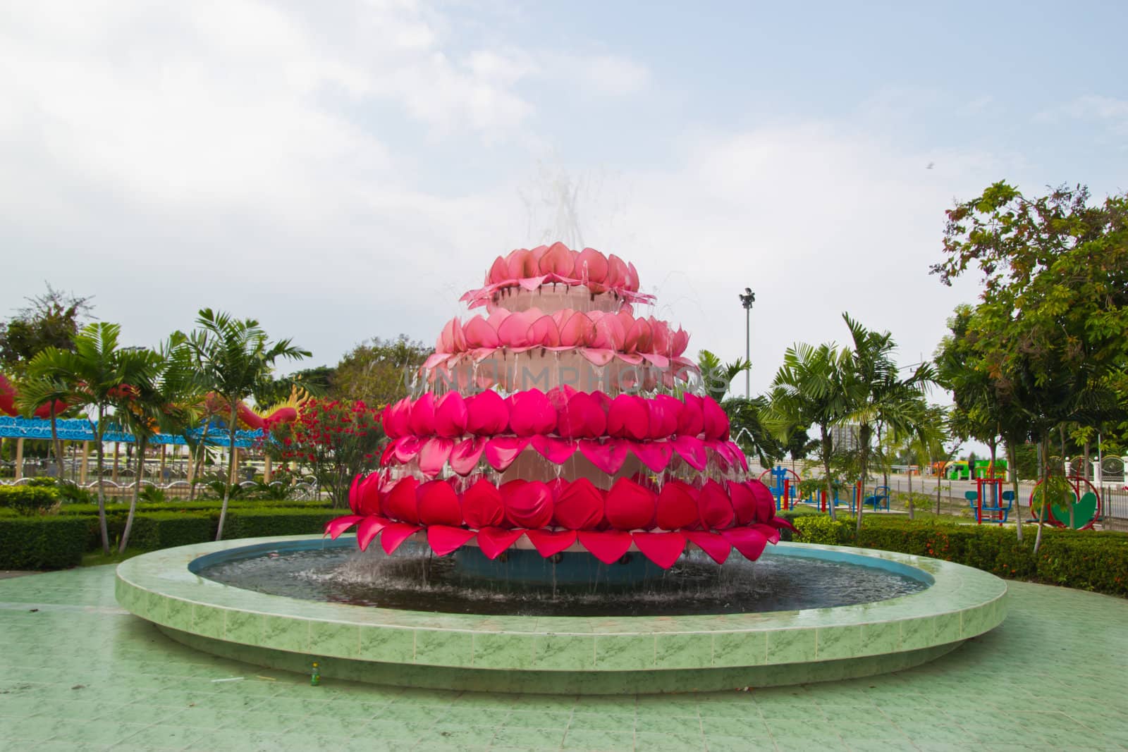 fountain multi-tiered in the park by wasan_gredpree