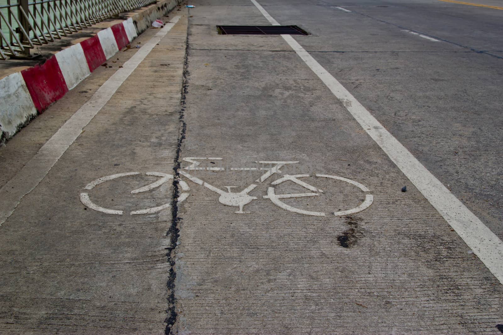 bicycle Road Sign in the city by wasan_gredpree