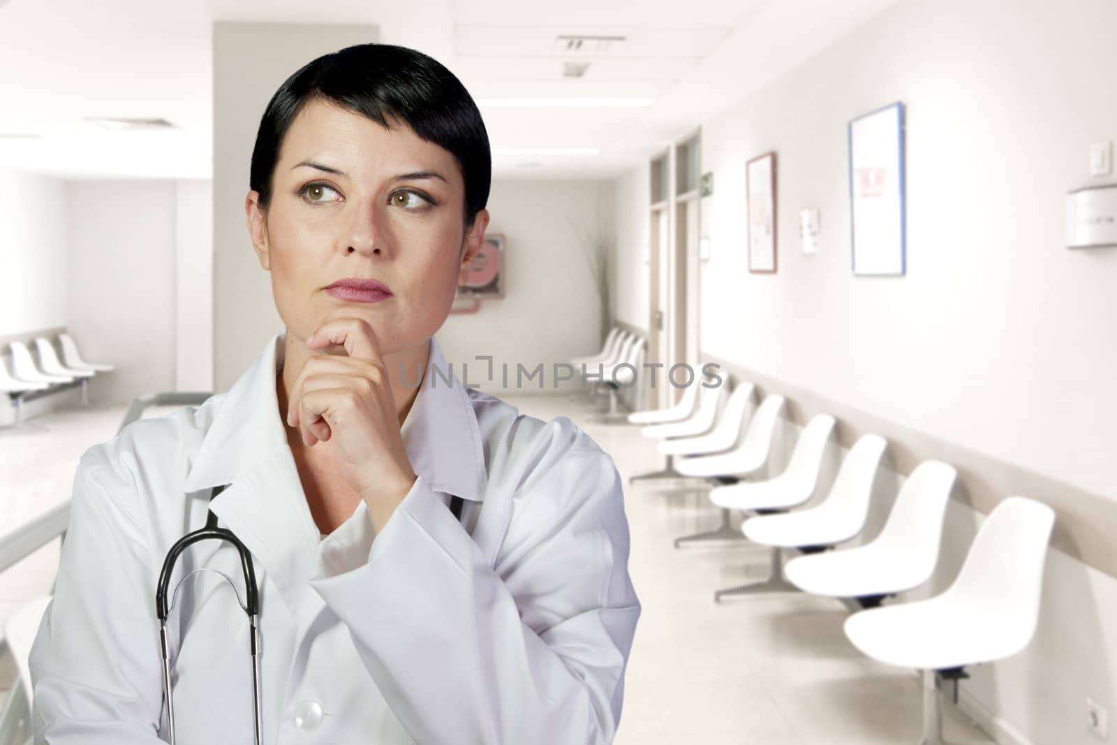 Thinking medical doctor thinking looking up smiling, Medical woman in the office, diagnosis